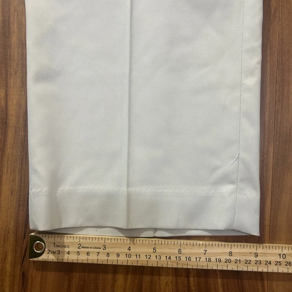 PGA Tour Ultimate Pant Mens 40x32 Moonstruck Beige Pleated Active Golf Slacks
